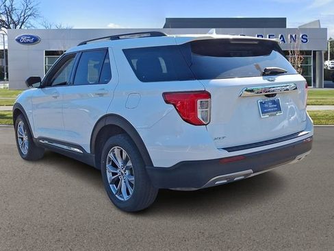 Certified 2022 Ford Explorer XLT w/ Equipment Group 202A AWD/4WD image 6