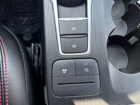 Used 2023 Ford Escape ST-Line Select AWD/4WD image 25