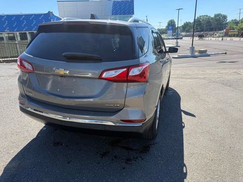 Used 2018 Chevrolet Equinox LT w/ Sun & Infotainment Package AWD/4WD image 7