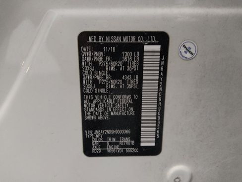 Used 2017 Nissan Armada Platinum w/ Interior Lighting Package RWD image 33