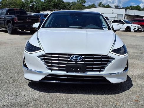 Used 2021 Hyundai Sonata Limited FWD image 4