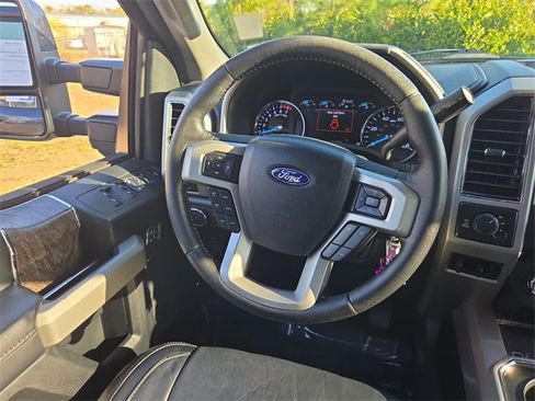 Used 2019 Ford F250 Lariat w/ Lariat Value Package image 14