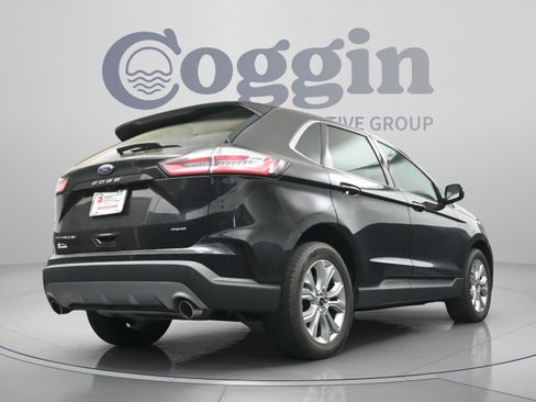 Certified 2024 Ford Edge Titanium AWD/4WD image 13