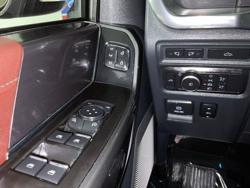 Used 2022 Ford F150 Lariat w/ Equipment Group 502A High AWD/4WD image 21