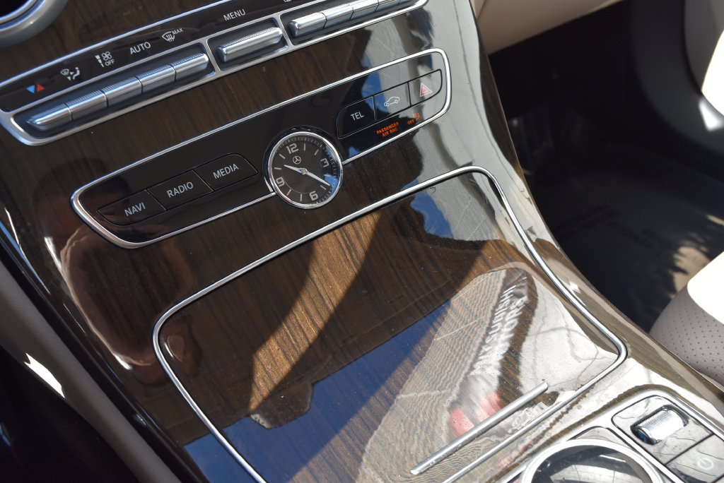 Used 2020 Mercedes-Benz C 300 4MATIC Sedan image 17