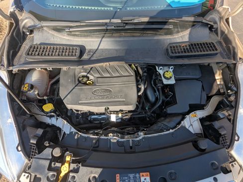 Used 2018 Ford Escape SE w/ SE Sync 3 Package image 24