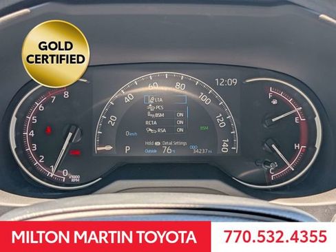 Certified 2025 Toyota RAV4 XLE w/ Convenience Package FWD image 23