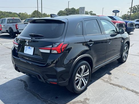 Used 2025 Mitsubishi Outlander Sport AWD image 5