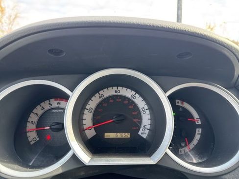 Used 2015 Toyota Tacoma 4x4 Double Cab image 24