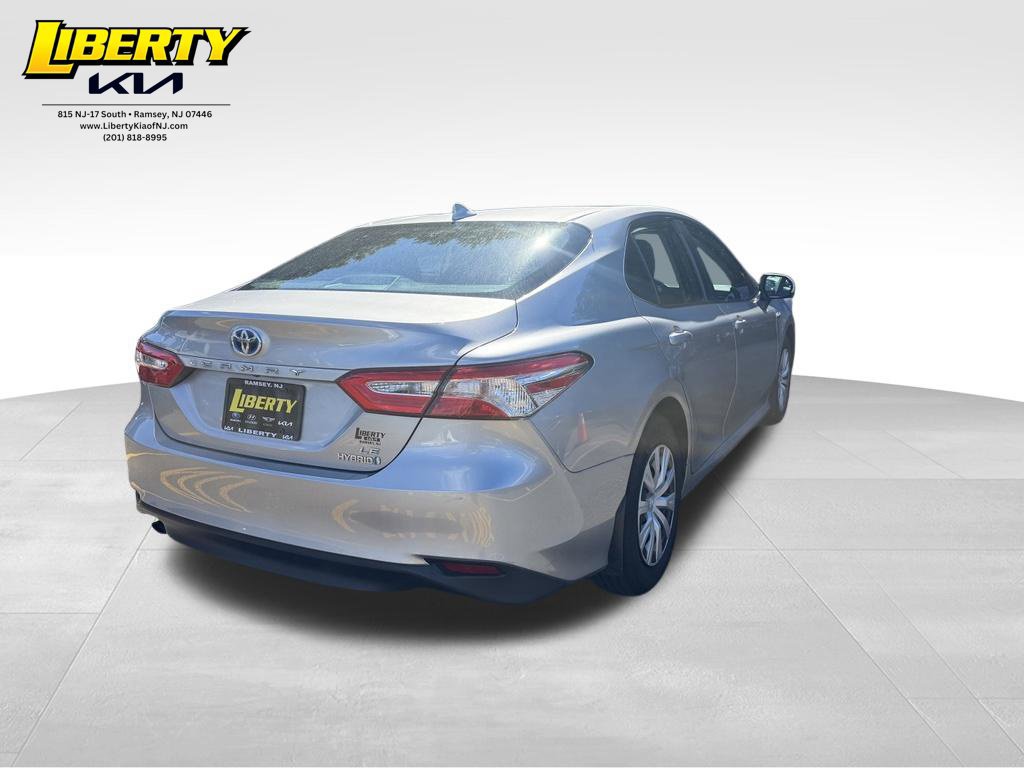 Used 2020 Toyota Camry LE FWD image 7