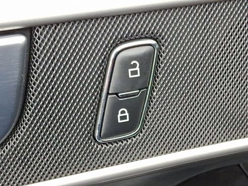 Used 2023 Ford Explorer 4WD Police Interceptor w/ Ultimate Wiring Package image 25