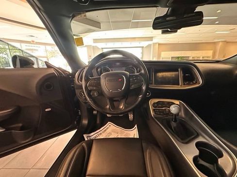 Used 2020 Dodge Challenger R/T Scat Pack RWD image 15