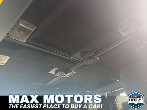 New 2025 Ford Bronco 4-Door image 35