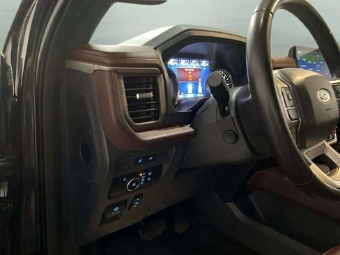 Used 2024 Ford Expedition Max Limited image 14