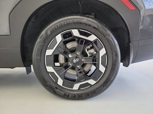 Used 2025 Hyundai Santa Fe SE FWD image 12