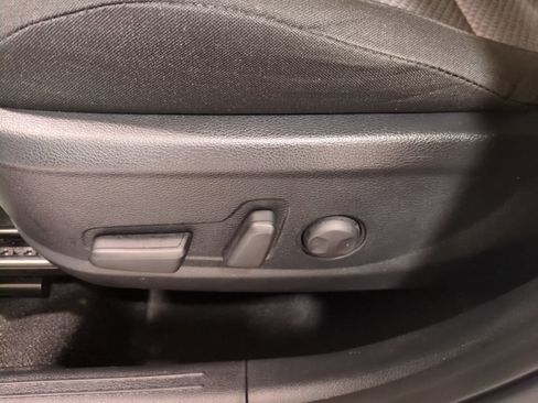 Certified 2023 Kia Soul S image 17