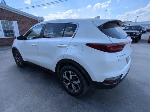Used 2021 Kia Sportage LX AWD/4WD image 4