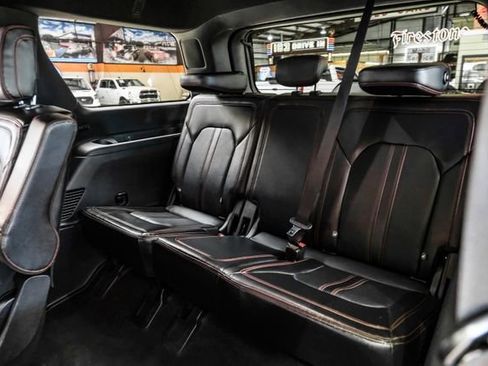 Used 2019 Ford Expedition Limited w/ Equipment Group 303A image 36