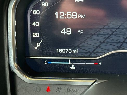 Used 2024 GMC Sierra 1500 AT4X image 30