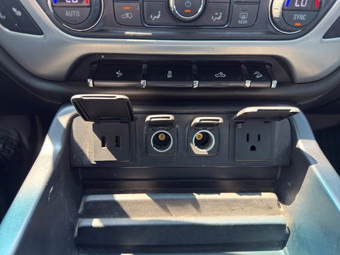 Used 2018 GMC Sierra 1500 SLT AWD/4WD image 22