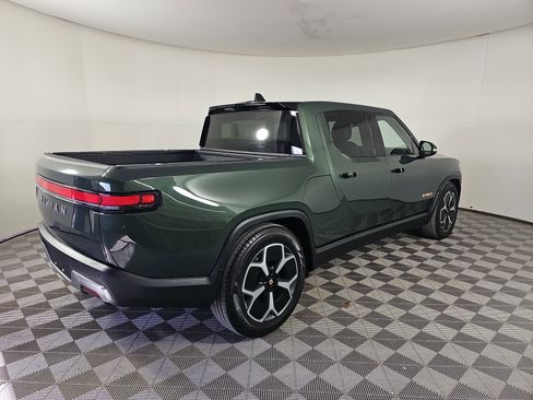 Used 2022 Rivian R1T Adventure image 5