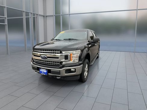 Used 2018 Ford F150 XLT w/ Equipment Group 302A Luxury AWD/4WD image 4