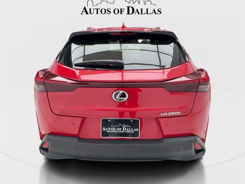 Used 2024 Lexus UX 250h FWD w/ Premium Package image 9