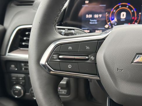 New 2026 Chevrolet Suburban Premier image 18