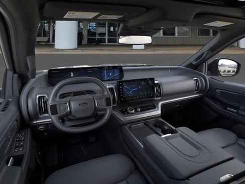 New 2026 Ford Expedition Platinum w/ Stealth Appearance Package AWD/4WD image 9