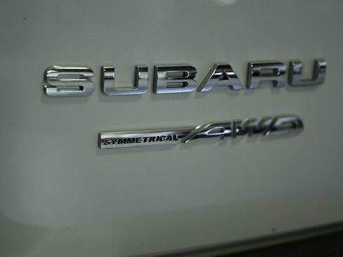 Used 2022 Subaru Crosstrek 2.0i Premium w/ Moonroof Package image 11