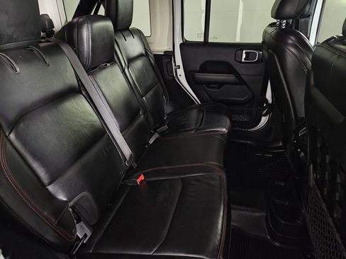 Used 2018 Jeep Wrangler Unlimited Rubicon image 29