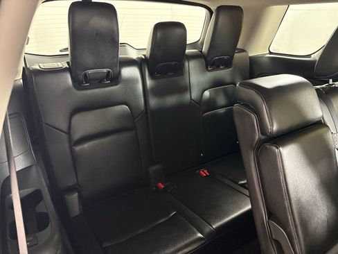 Used 2023 Nissan Pathfinder SL image 39