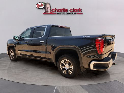 Used 2025 GMC Sierra 1500 SLT AWD/4WD image 2