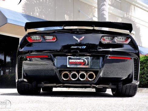 Used 2019 Chevrolet Corvette ZR1 RWD image 33
