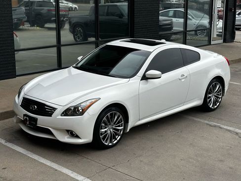 Used 2011 INFINITI G37 x Coupe w/ Premium Pkg image 20