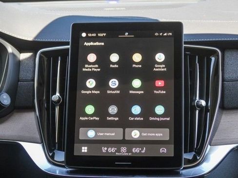 New 2025 Volvo XC90 B5 Plus w/ Protection Package Premier image 14