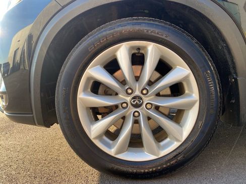 Used 2019 INFINITI QX50 Essential w/ Premium Heat Package image 31