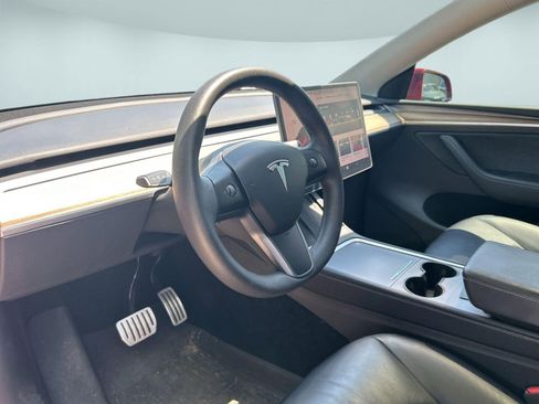 Used 2022 Tesla Model Y Performance AWD/4WD image 4