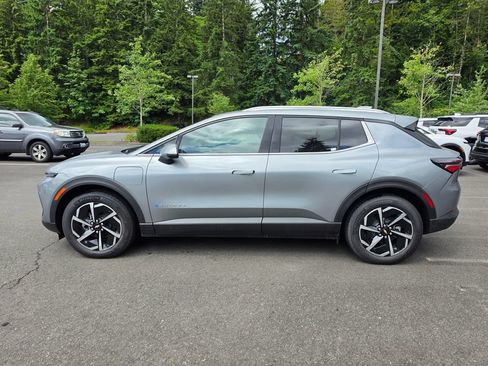 New 2026 Chevrolet Equinox EV LT AWD/4WD image 1