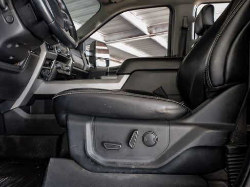 Used 2021 Ford F250 Lariat w/ Tremor Off-Road Package image 30