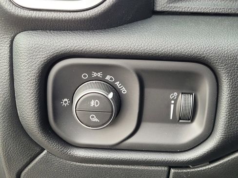 New 2026 RAM 2500 Big Horn AWD/4WD image 26