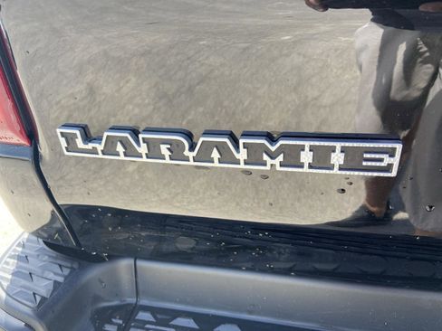 Used 2022 RAM 1500 Laramie w/ Sport Appearance Package AWD/4WD image 15