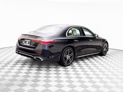 New 2026 Mercedes-Benz E 350 4MATIC Sedan image 6