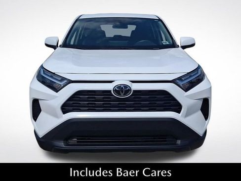 Used 2023 Toyota RAV4 LE AWD/4WD image 2