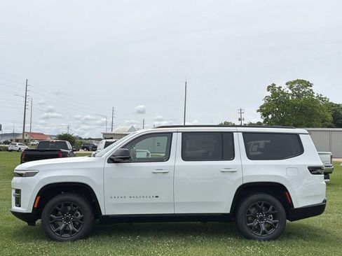 New 2026 Jeep Grand Wagoneer Limited AWD/4WD image 14