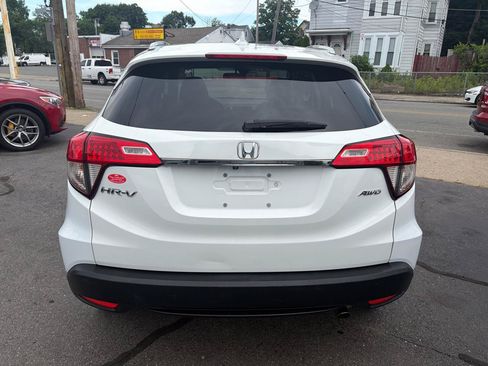 Used 2020 Honda HR-V EX image 4