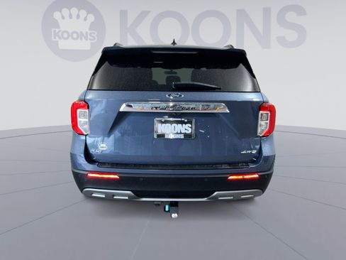 Used 2021 Ford Explorer XLT w/ Equipment Group 202A AWD/4WD image 5