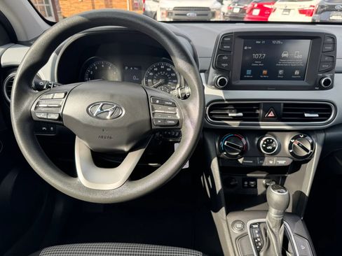 Used 2019 Hyundai Kona SE image 48