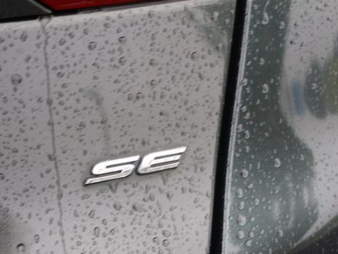 Used 2015 Ford Fusion SE FWD image 9