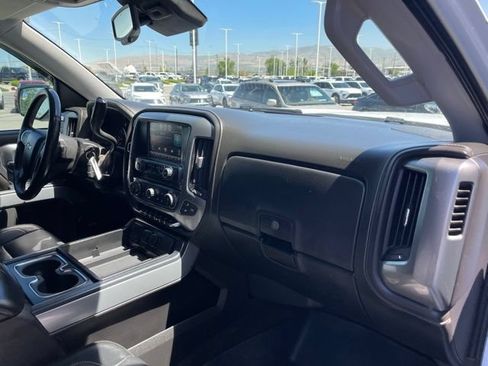 Used 2015 Chevrolet Silverado 1500 LTZ Z71 w/ LTZ Plus Package AWD/4WD image 17